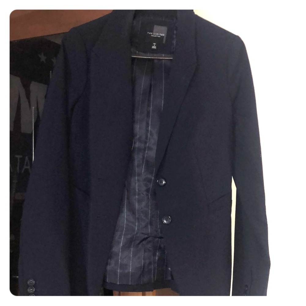 Limited suit jacket